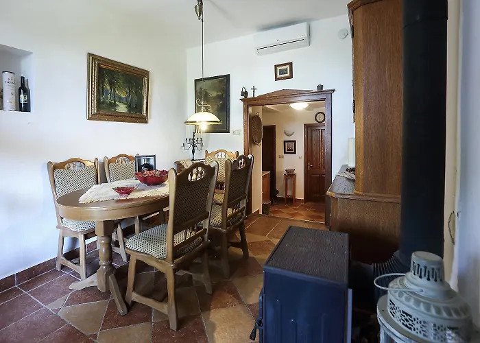 Kali Borhaz - Nyaralohazak Semesterbostad *