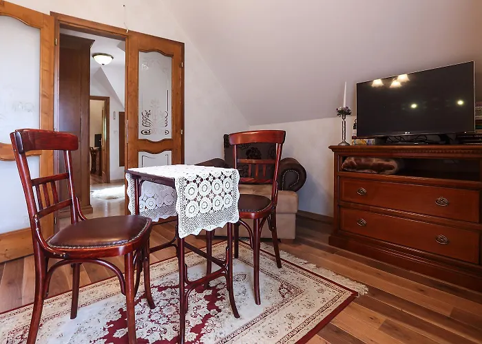 Kali Borhaz - Nyaralohazak Semesterbostad