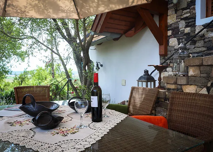 Semesterbostad Kali Borhaz - Nyaralohazak