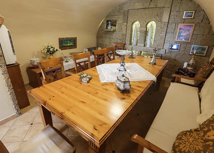 Kali Borhaz - Nyaralohazak Semesterbostad