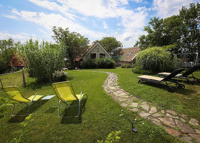 Kali Borhaz - Nyaralohazak Semesterbostad